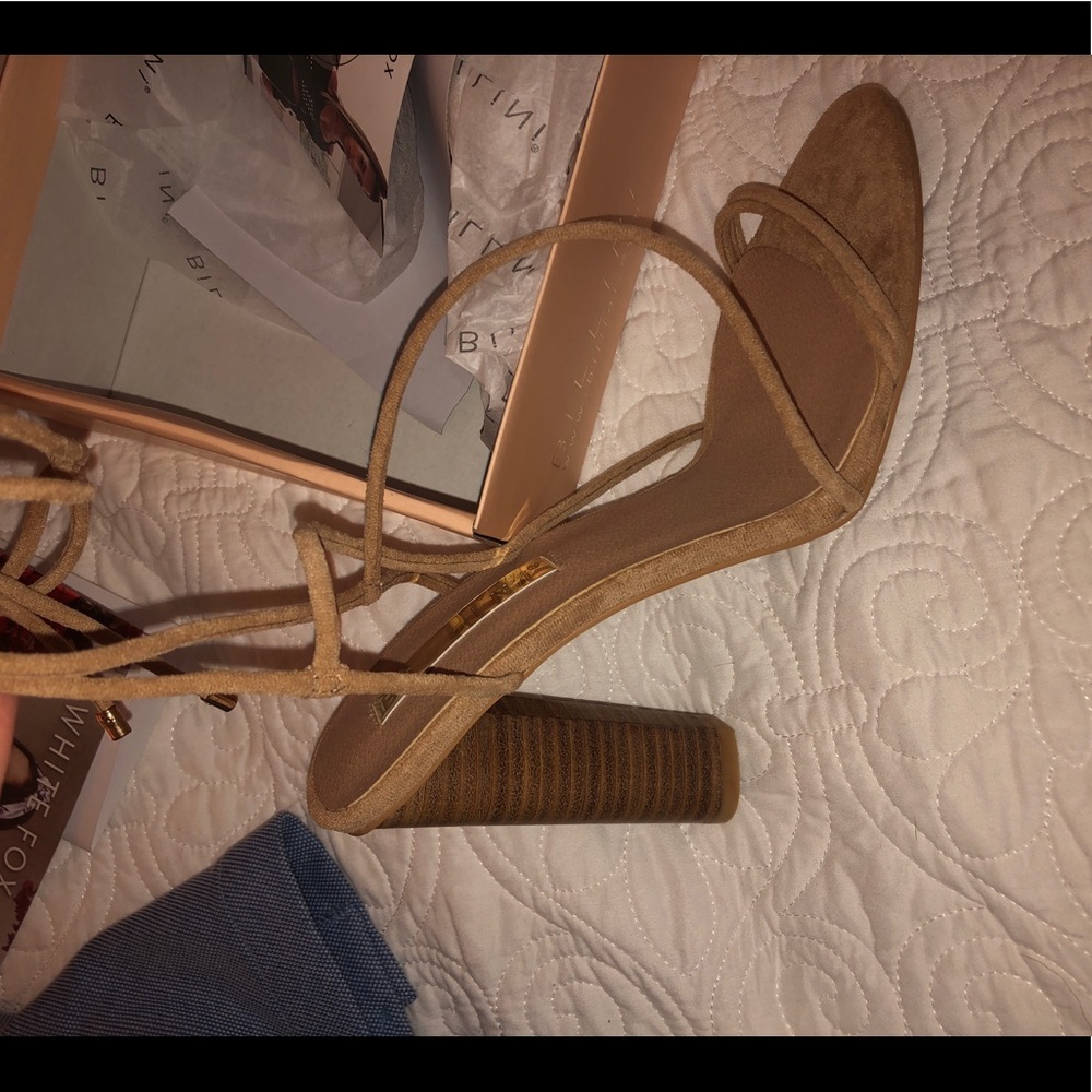NUDE WHITEFOX BOUTIQUE SUEDE HEELS - Picture 3 of 8